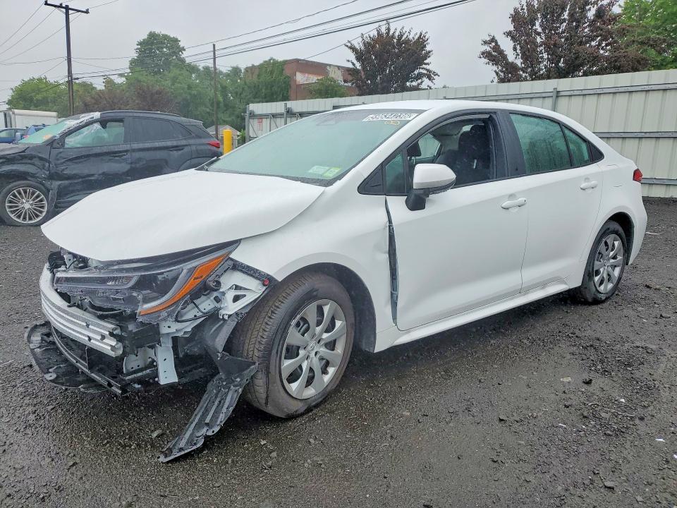 2026 TOYOTA COROLLA LE - 1