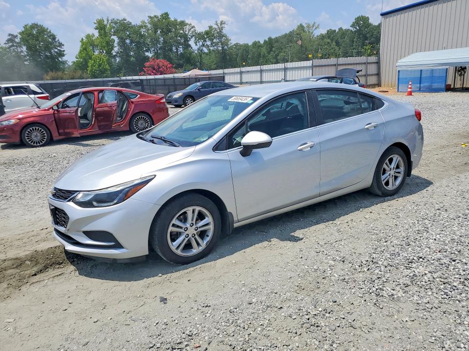 2017 CHEVROLET CRUZE LT - 1