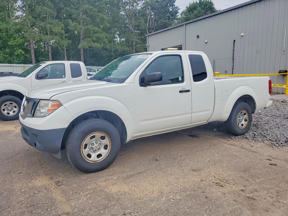 2018 NISSAN FRONTIER S - 1
