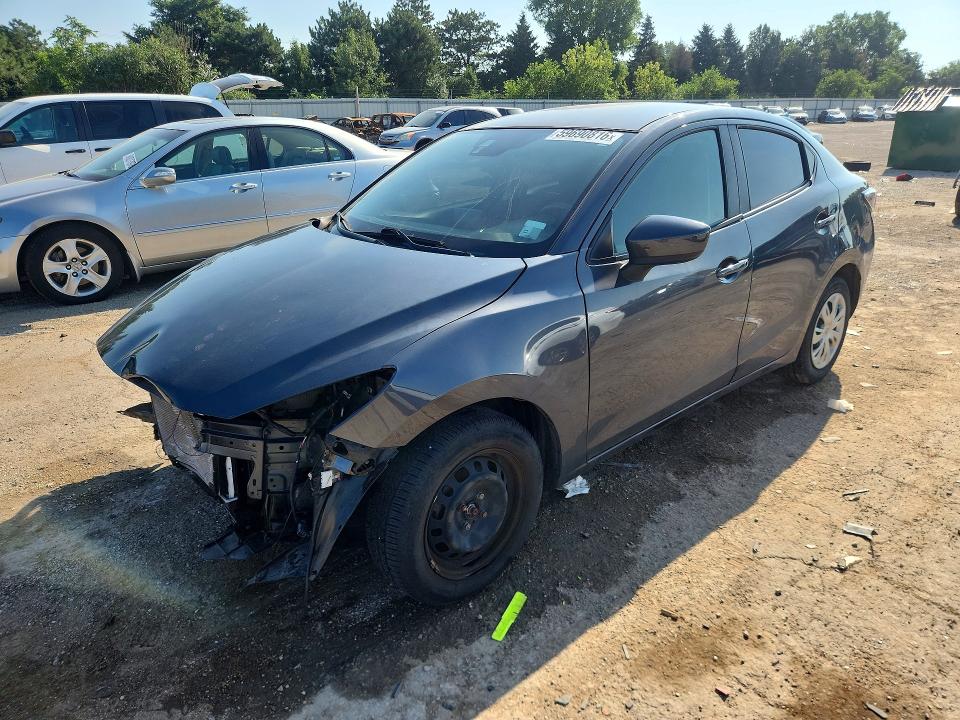 2019 TOYOTA YARIS L - 1