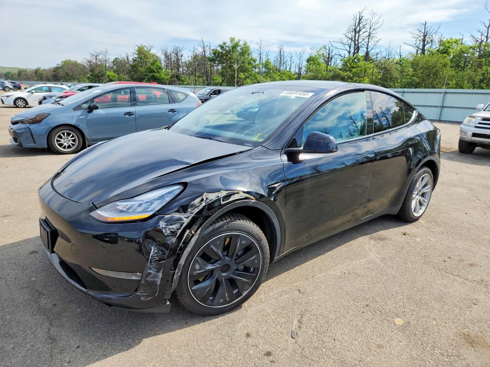 2023 TESLA MODEL Y - 1
