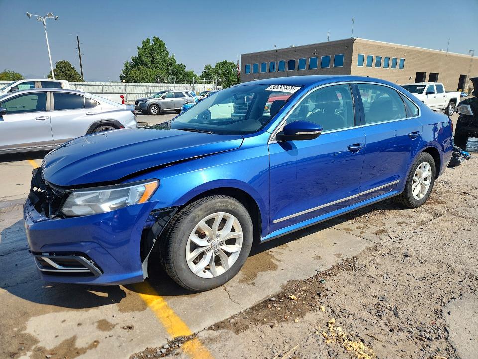 2017 VOLKSWAGEN PASSAT S - 1