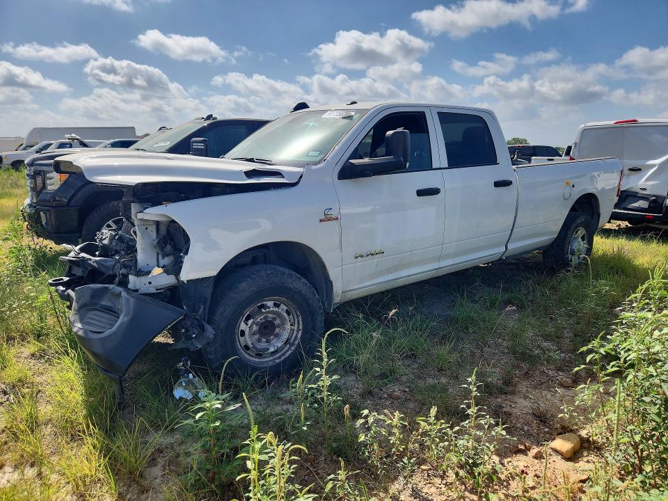 2022 RAM 3500 SLT - 1