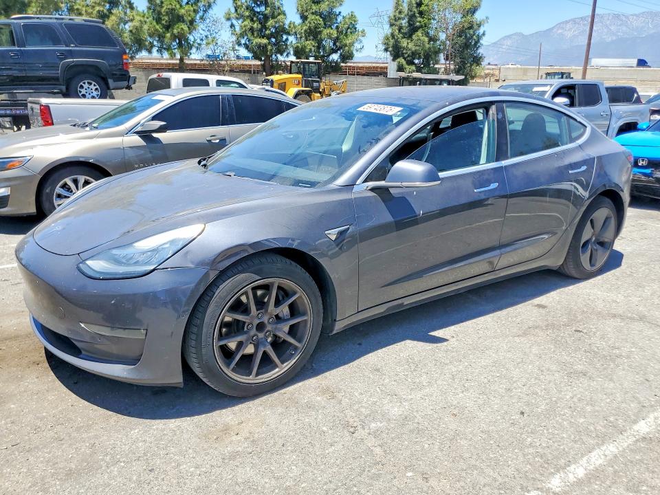 2018 TESLA MODEL 3 - 1