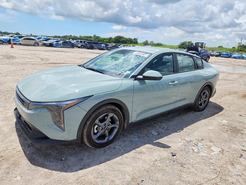 2026 KIA K4 LXS - 1