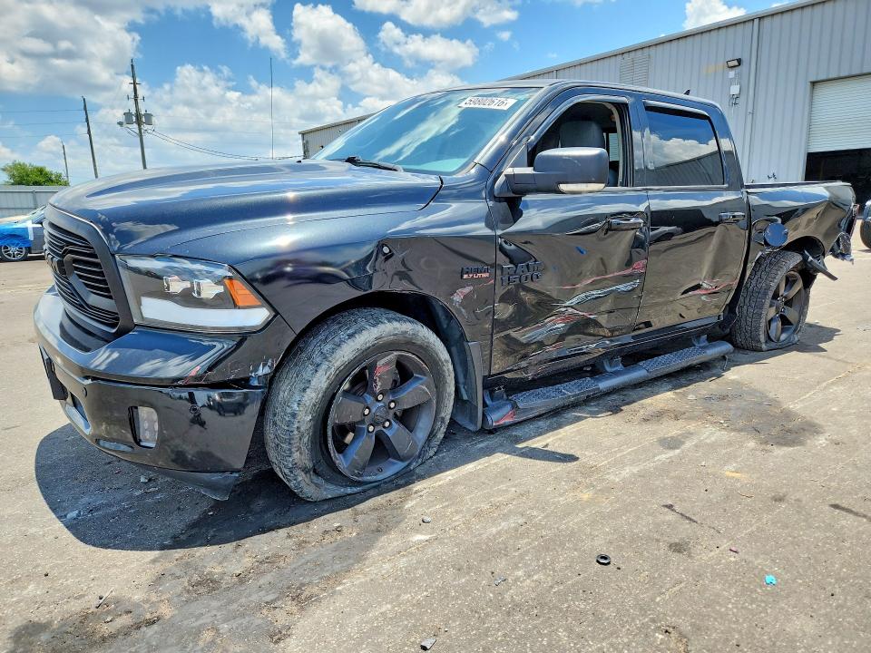 2018 RAM 1500 SLT - 1