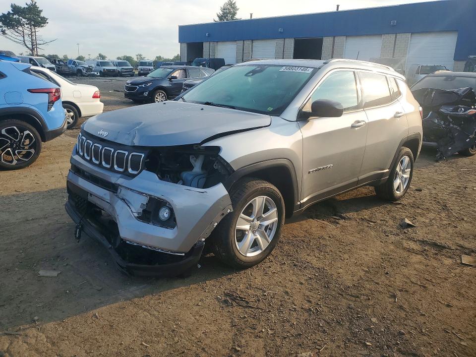 2022 JEEP COMPASS LATITUDE - 1