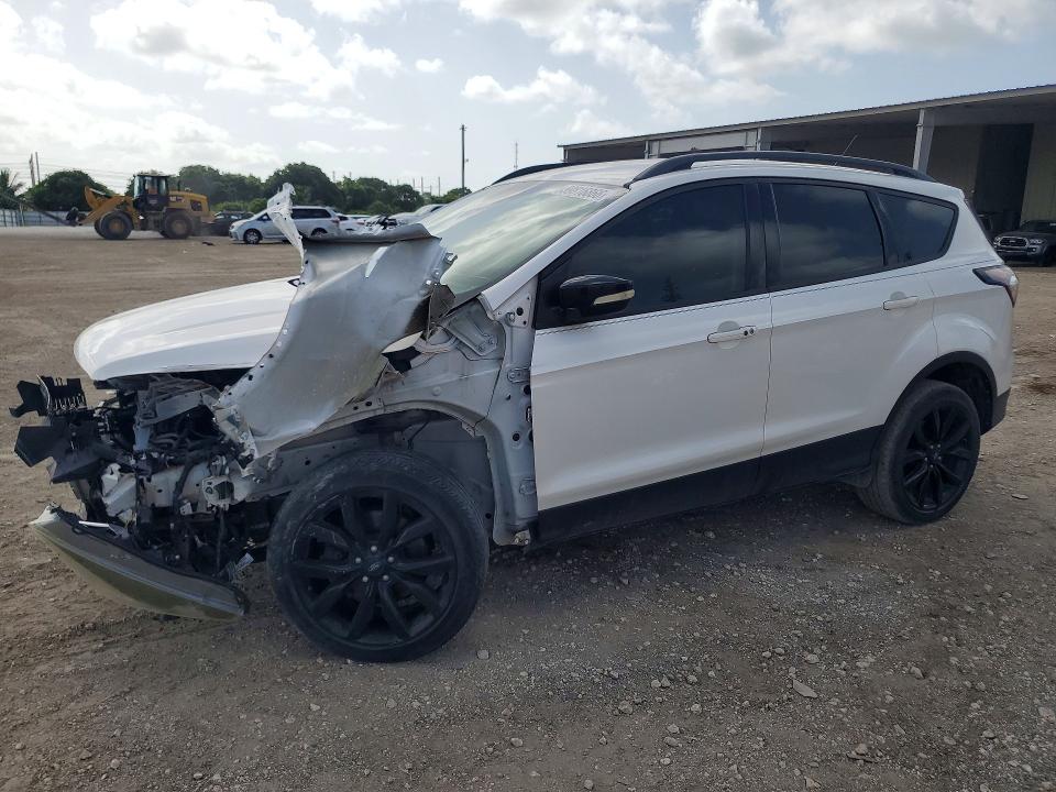 2017 FORD ESCAPE TITANIUM - 1