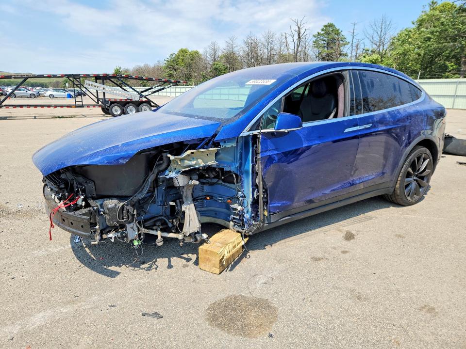 2020 TESLA MODEL X - 1