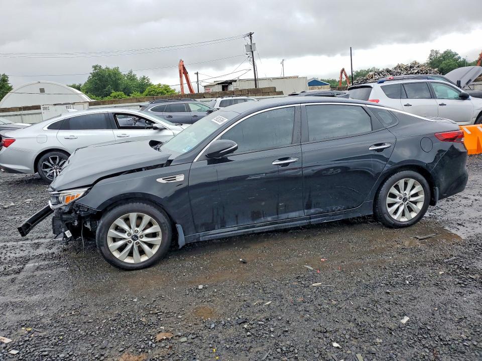 2018 KIA OPTIMA S - 1