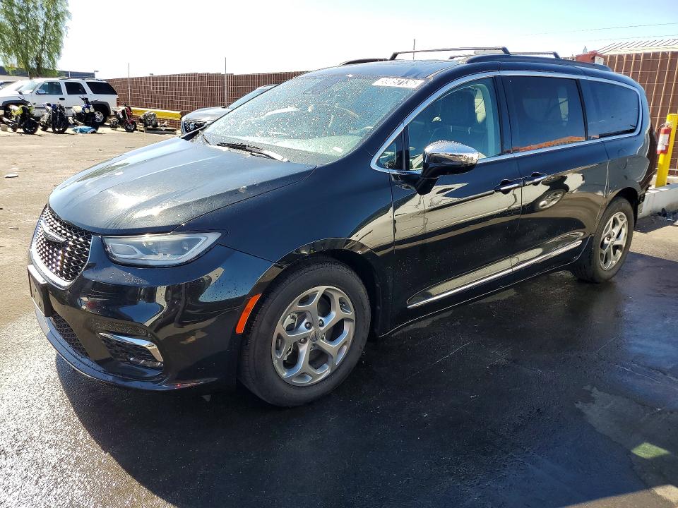 2023 CHRYSLER PACIFICA LIMITED - 1