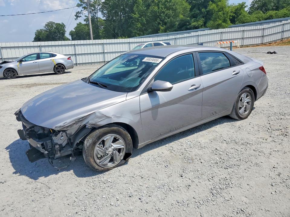 2025 HYUNDAI ELANTRA SE - 1