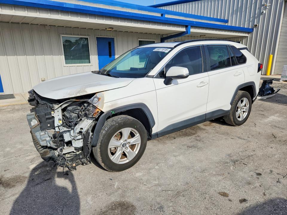 2020 TOYOTA RAV4 XLE - 1
