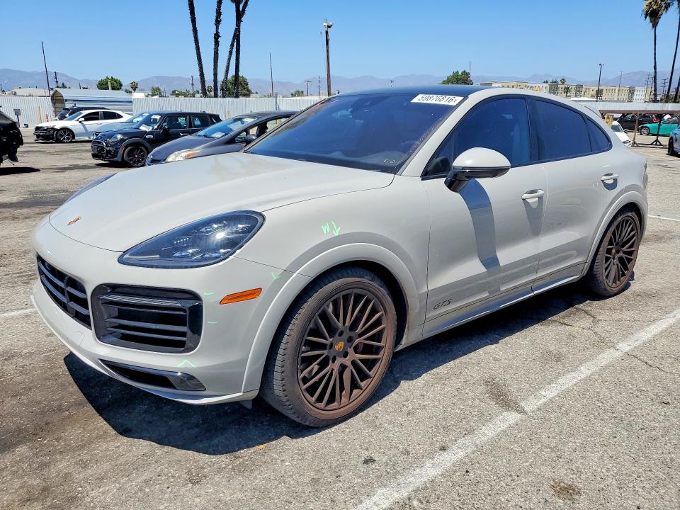 2021 PORSCHE CAYENNE GTS COUPE - 1
