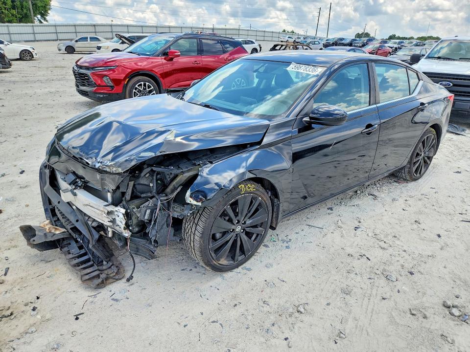 2019 NISSAN ALTIMA SR - 1
