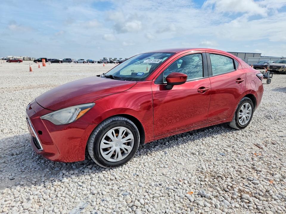 2019 TOYOTA YARIS L - 1