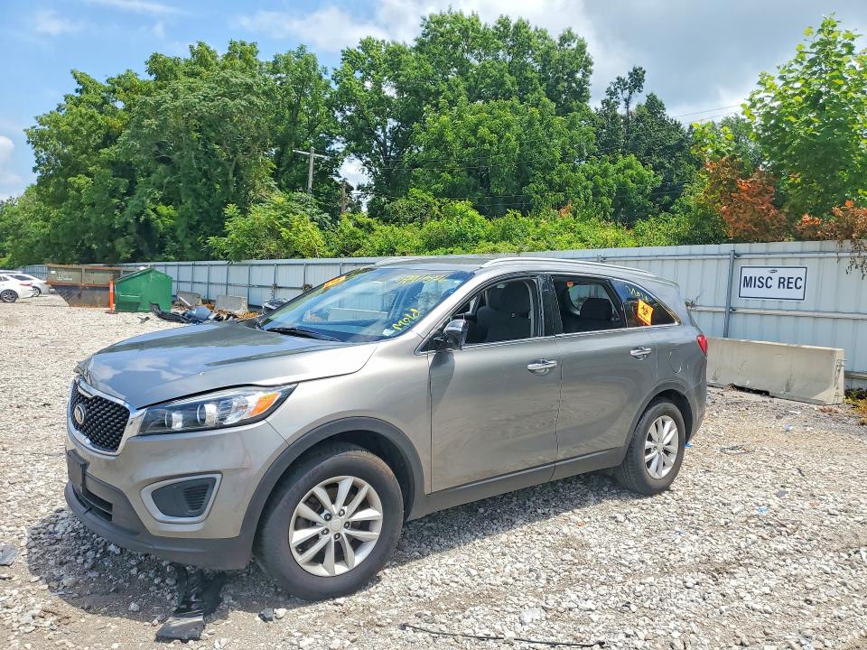 2017 KIA SORENTO LX - 1
