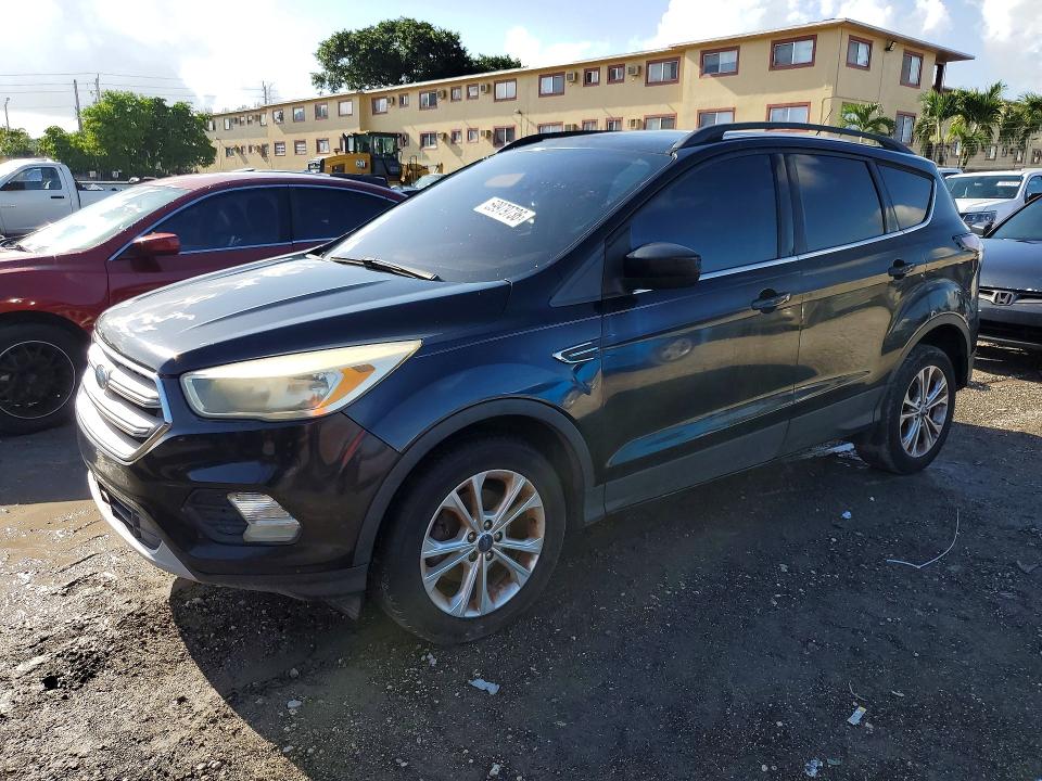 2018 FORD ESCAPE SE - 1
