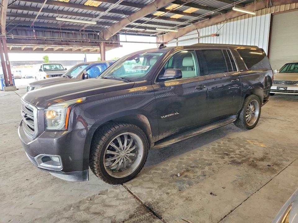 2017 GMC YUKON XL K1500 SLT - 1