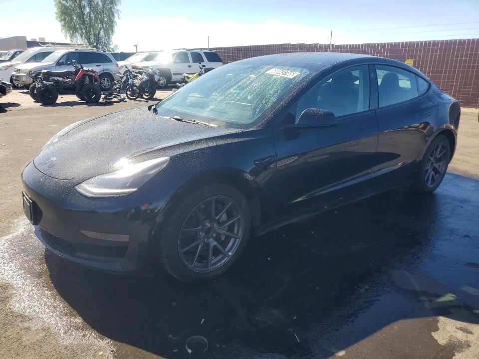 2022 TESLA MODEL 3 - 1