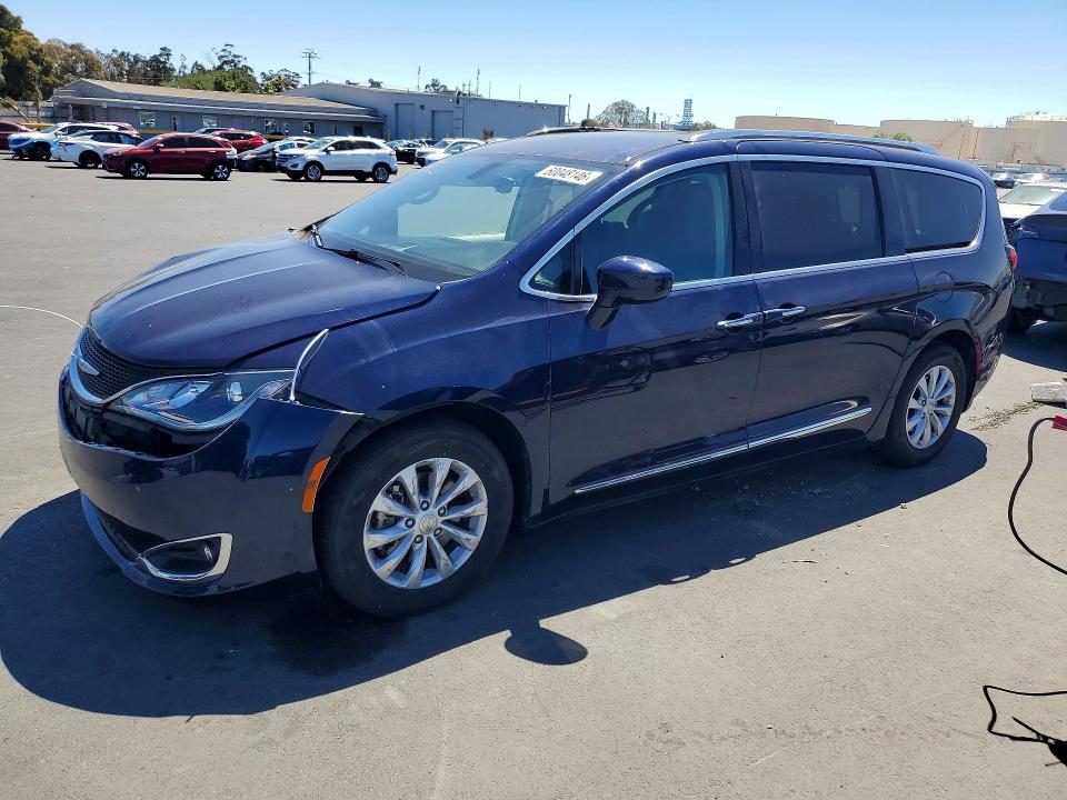 2018 CHRYSLER PACIFICA TOURING L - 1