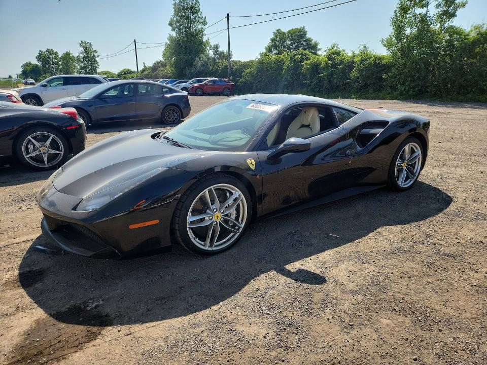 2016 FERRARI 488 GTB - 1
