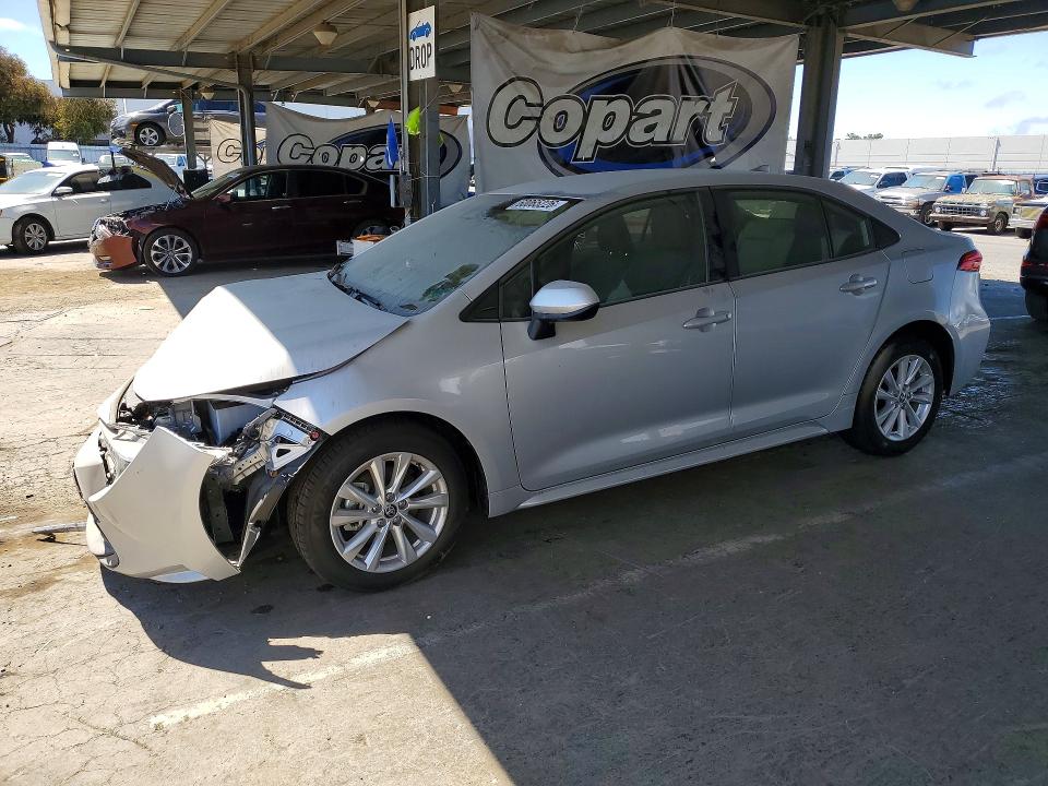 2026 TOYOTA COROLLA HYBRID LE - 1
