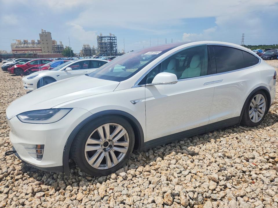 2016 TESLA MODEL X - 1