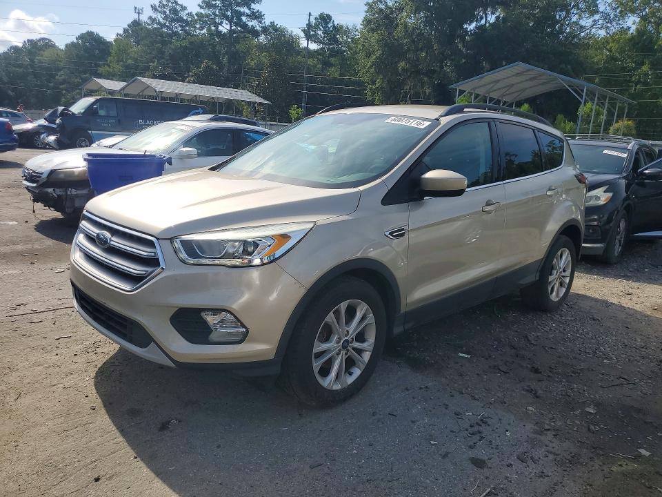 2017 FORD ESCAPE SE - 1