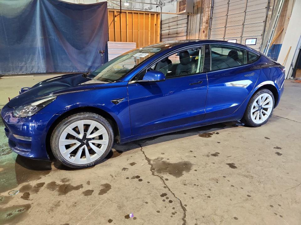 2022 TESLA MODEL 3 - 1