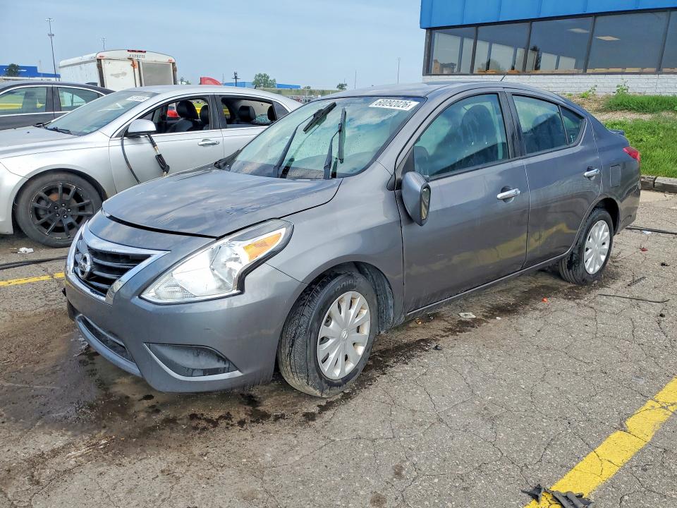 2019 NISSAN VERSA SV - 1