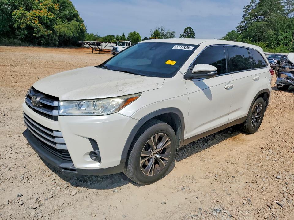 2019 TOYOTA HIGHLANDER LE - 1