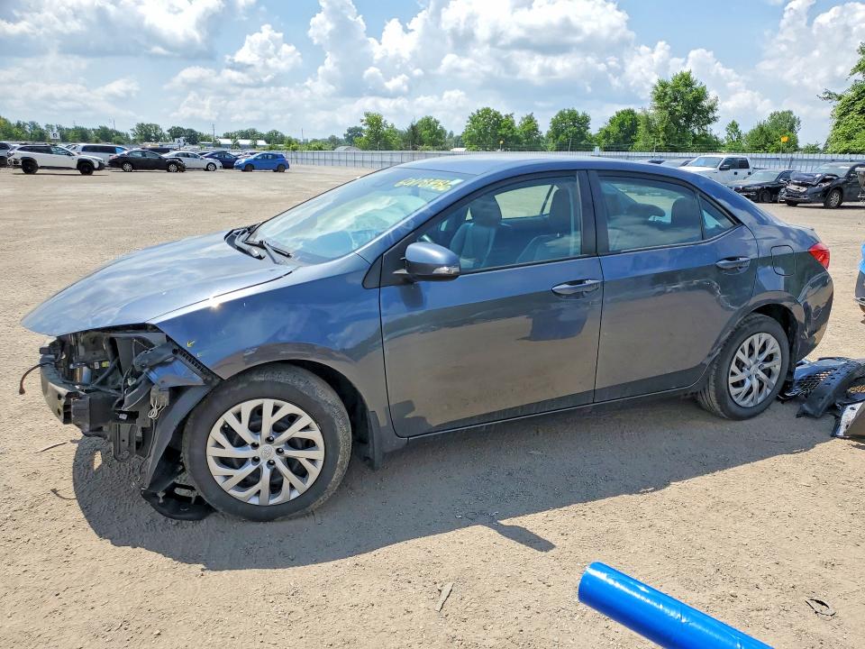 2017 TOYOTA COROLLA - 1