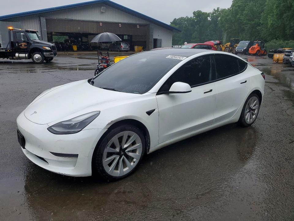 2022 TESLA MODEL 3 - 1