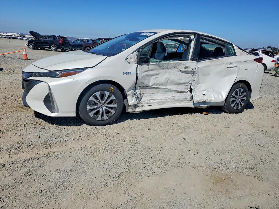 2020 TOYOTA PRIUS PRIME LE - 1