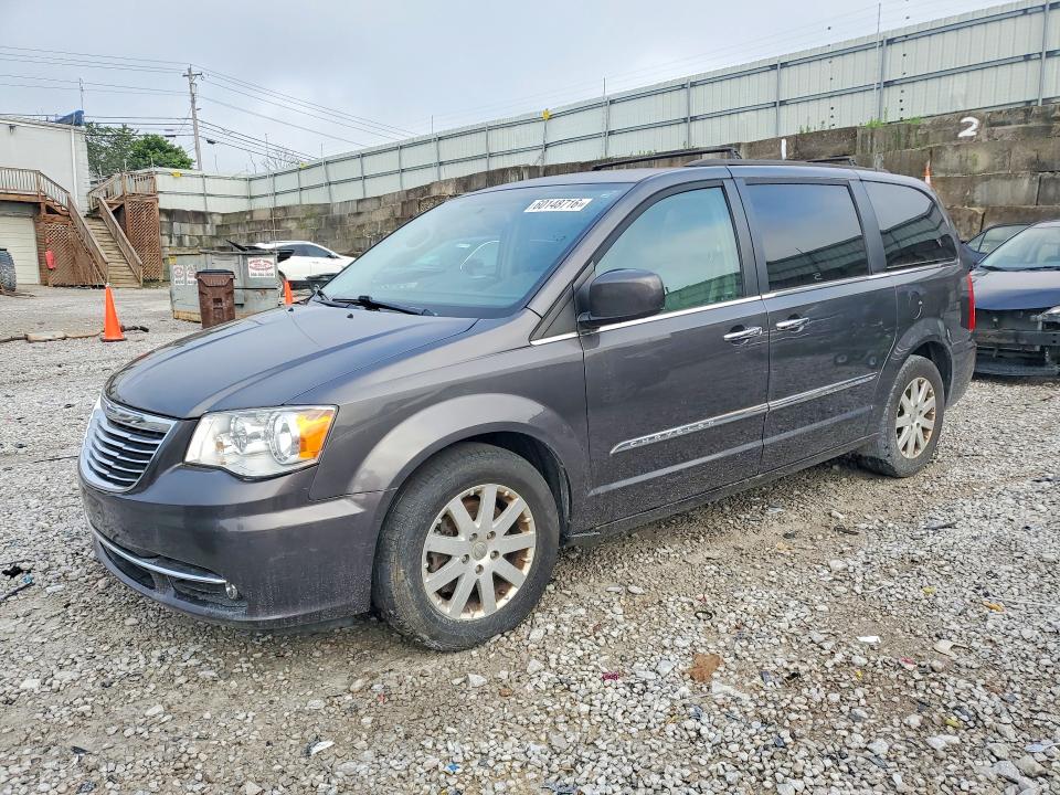 2016 CHRYSLER TOWN & COUNTRY TOURING - 1