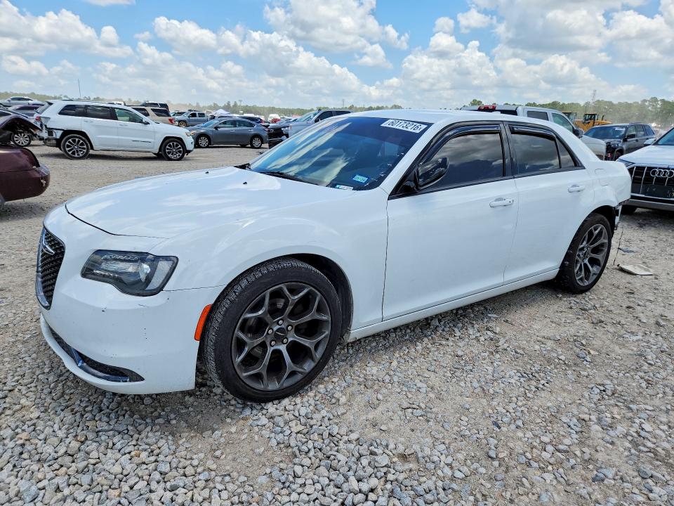 2018 CHRYSLER 300 TOURING - 1