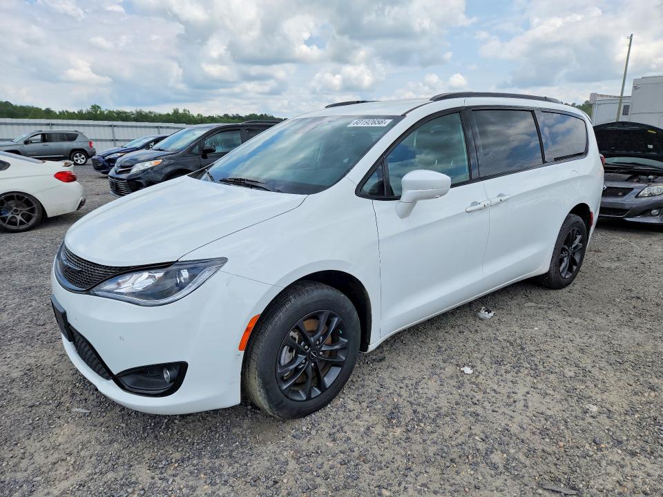 2020 CHRYSLER PACIFICA TOURING L - 1