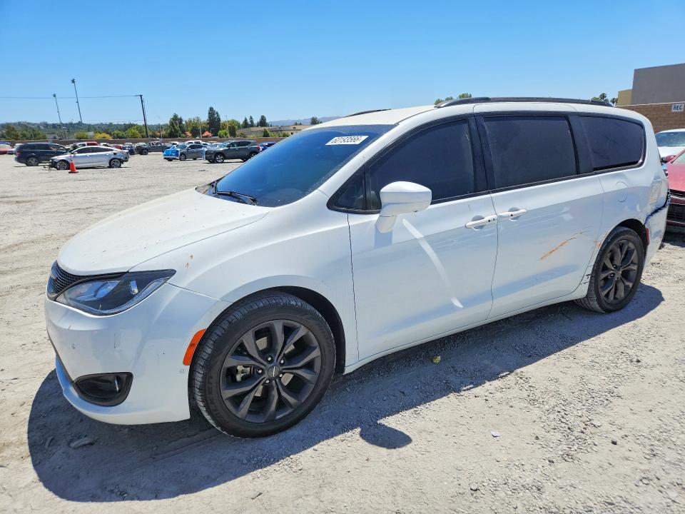 2018 CHRYSLER PACIFICA TOURING L - 1