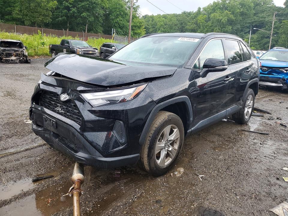 2023 TOYOTA RAV4 XLE - 1