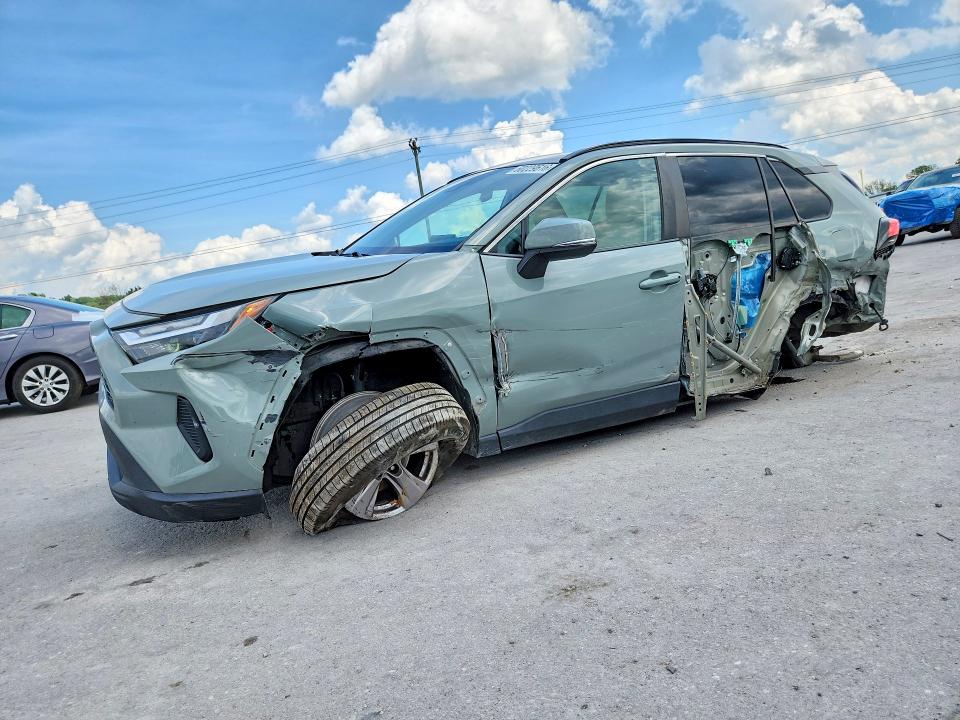 2023 TOYOTA RAV4 XLE - 1