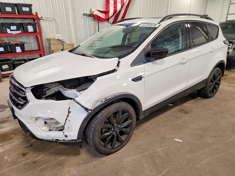 2018 FORD ESCAPE SE - 1