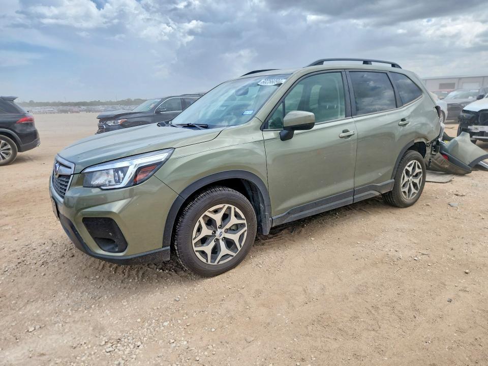2019 SUBARU FORESTER PREMIUM - 1