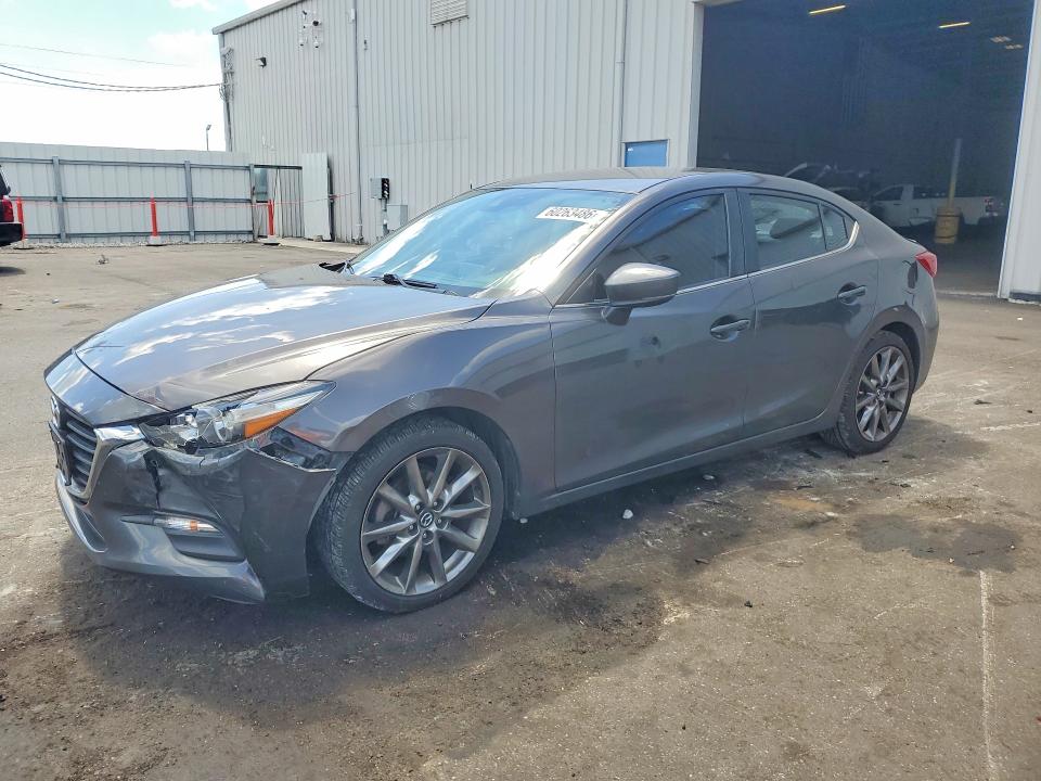 2018 MAZDA 3 TOURING - 1