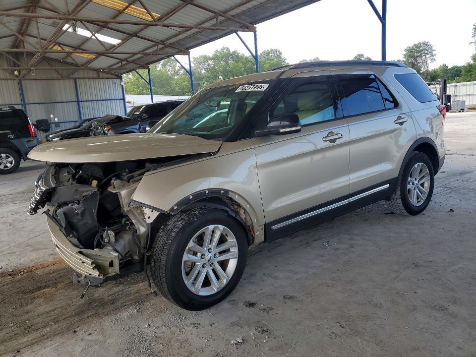 2017 FORD EXPLORER XLT - 1