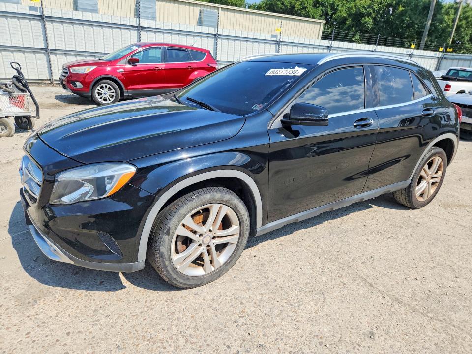 2016 MERCEDES-BENZ GLA 250 - 1