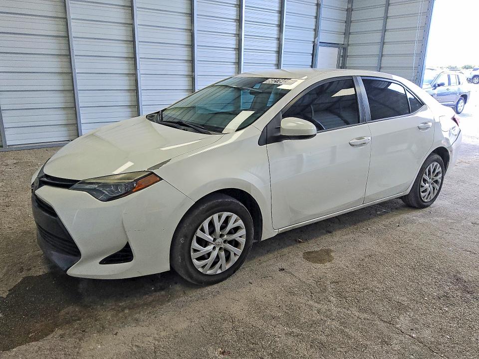 2018 TOYOTA COROLLA LE - 1