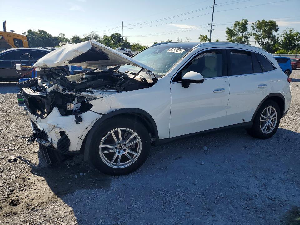 2023 MERCEDES-BENZ GLC 300 4MATIC - 1