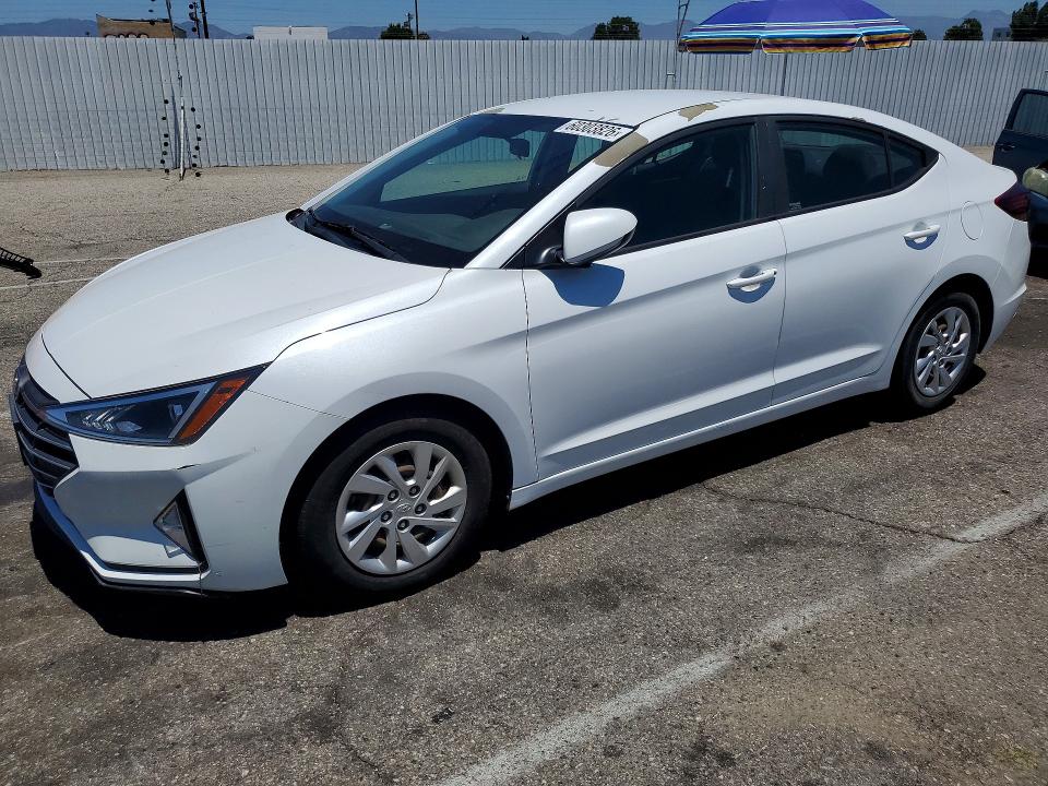 2019 HYUNDAI ELANTRA SE - 1