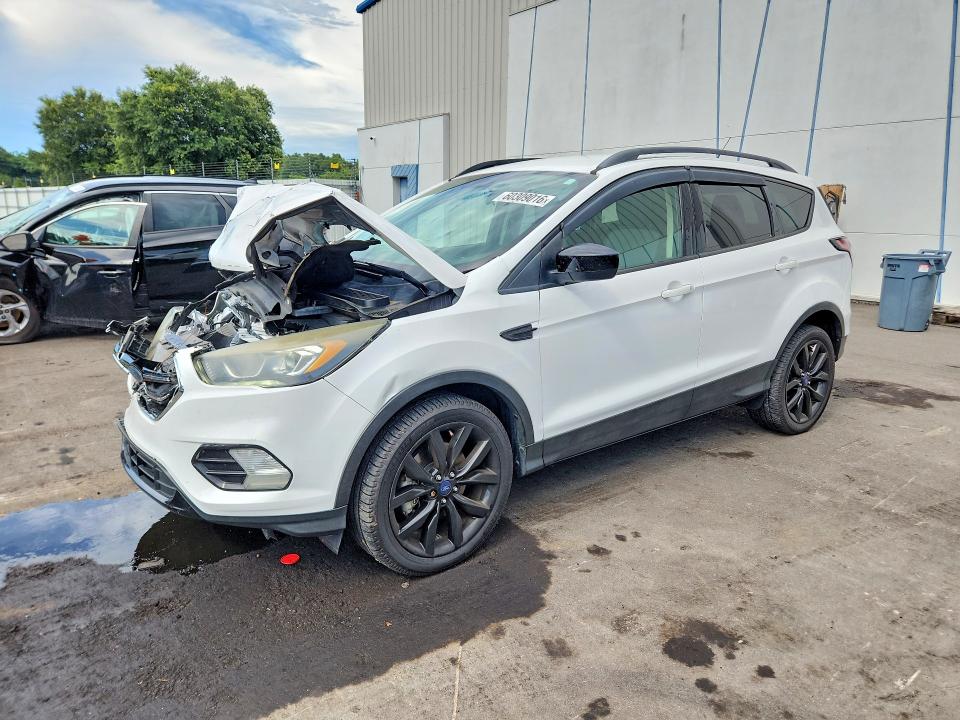2018 FORD ESCAPE SE - 1